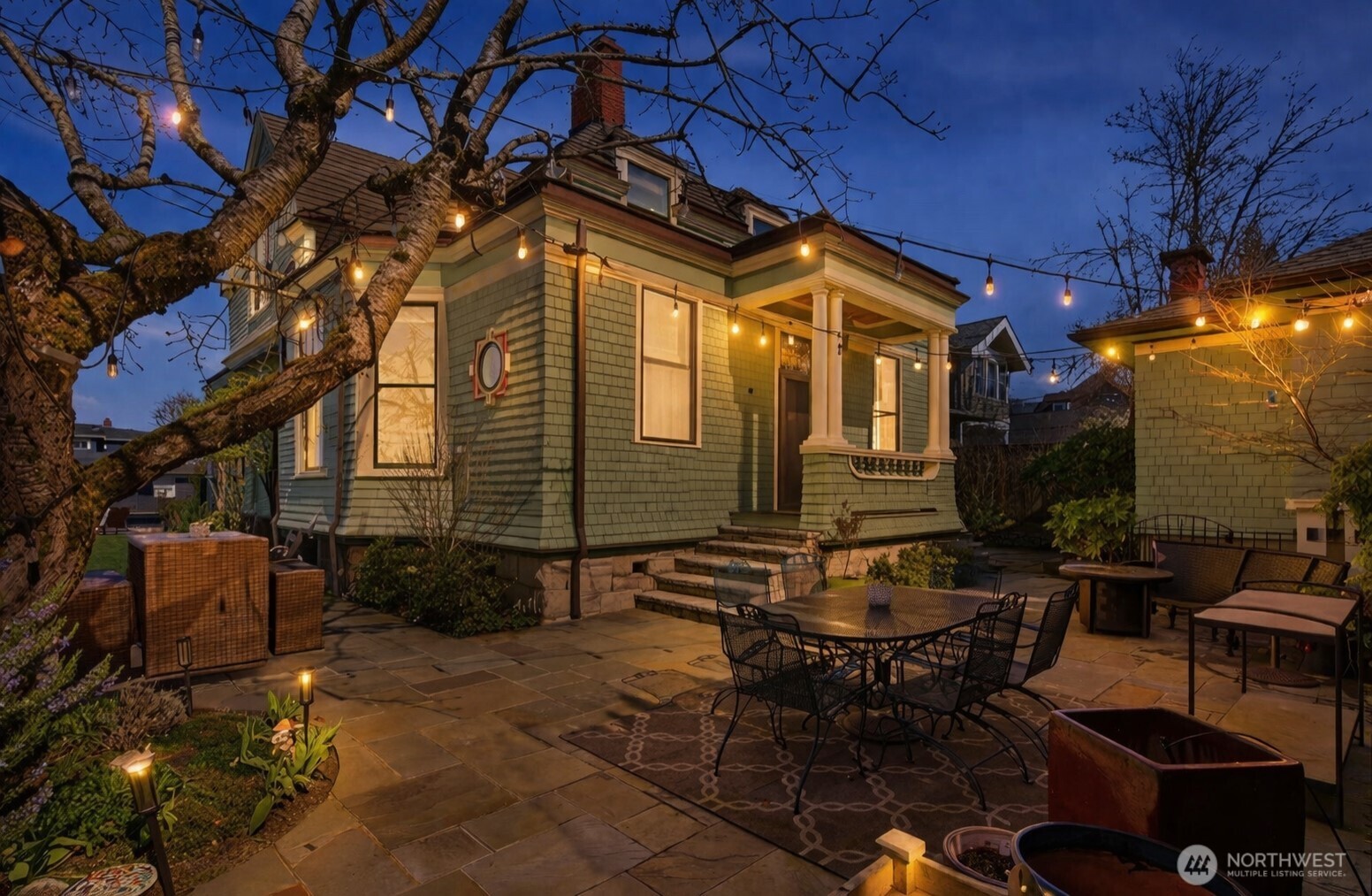 522 N E Street , Tacoma, WA 98403-2735