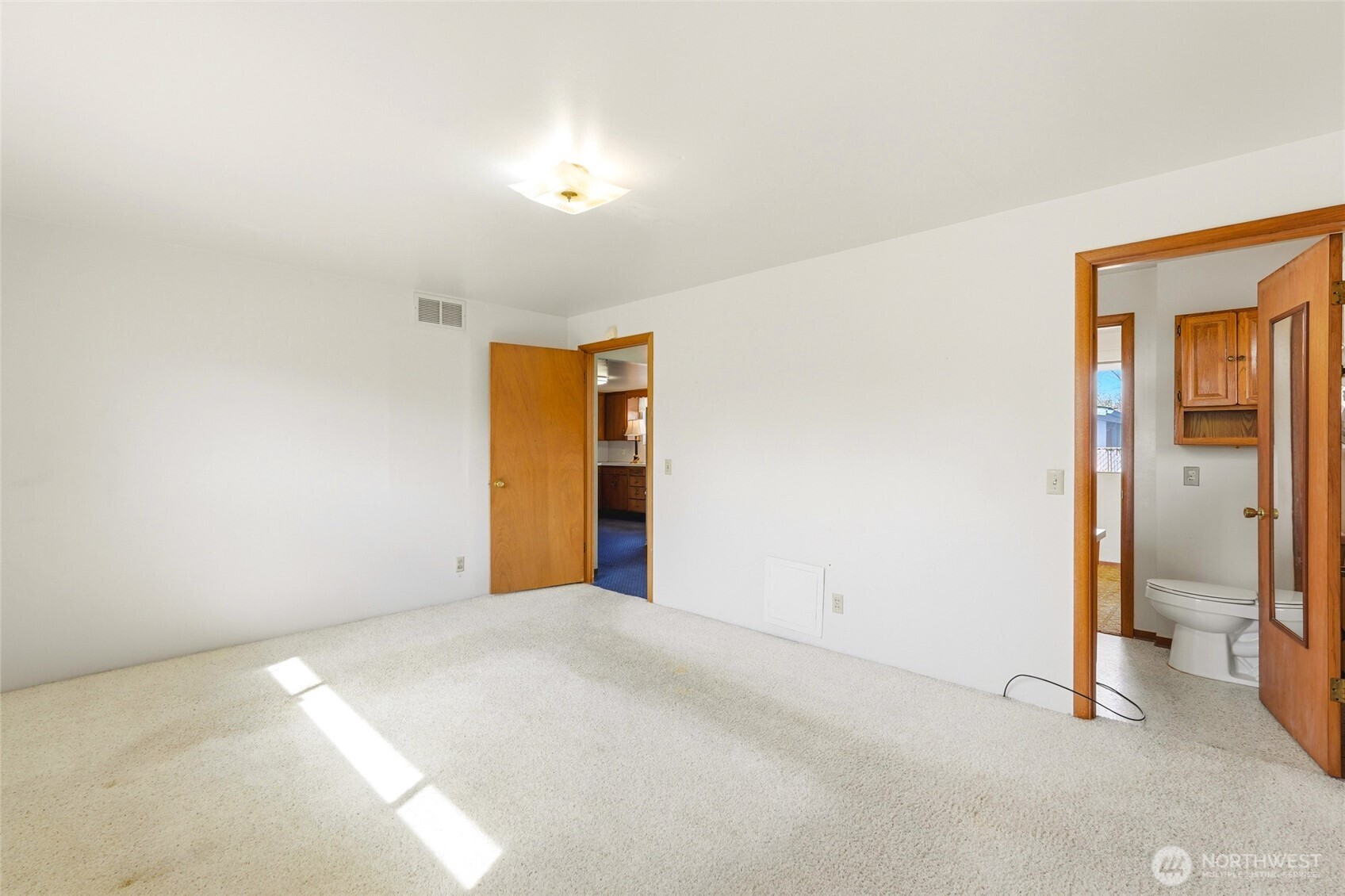 334 Wells Avenue N, Renton, WA 98056