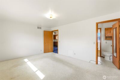 334 Wells Avenue N, Renton, WA 98056 - Photo 18