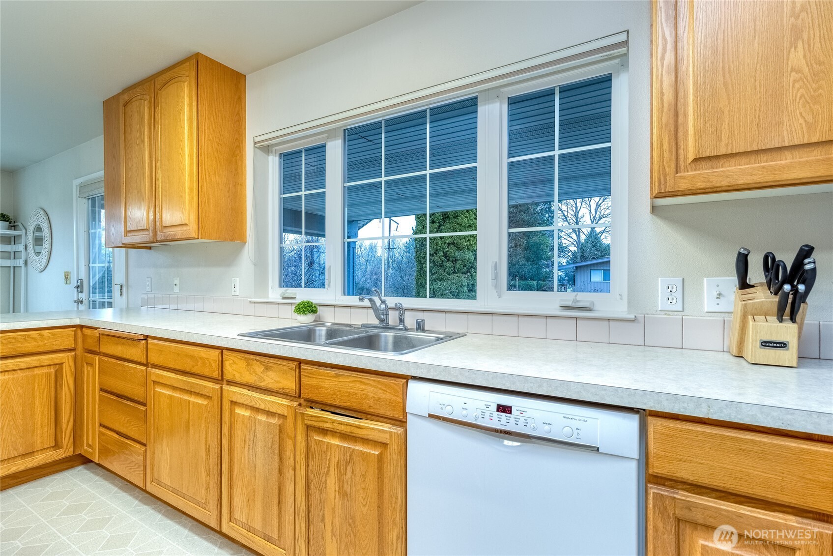 1525 SE Valley View Terrace , College Place, WA 99324