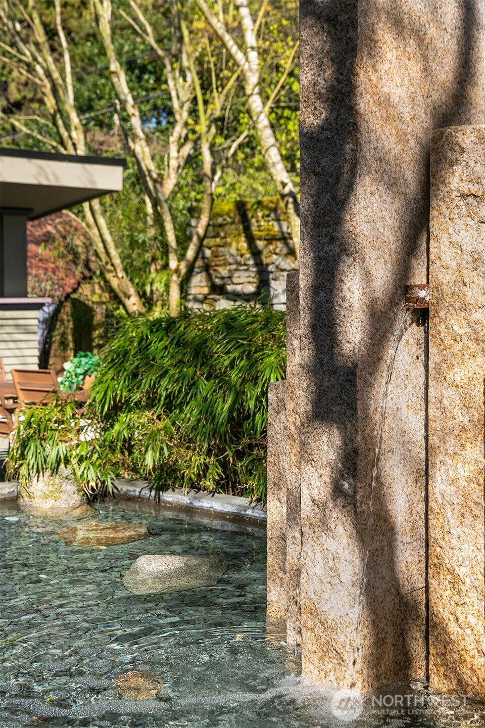 952 16th Avenue E, Seattle, WA 98112