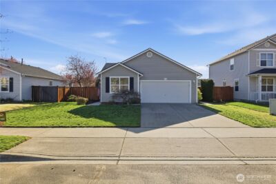 1013 Riddell Avenue NE, Orting, WA 98360