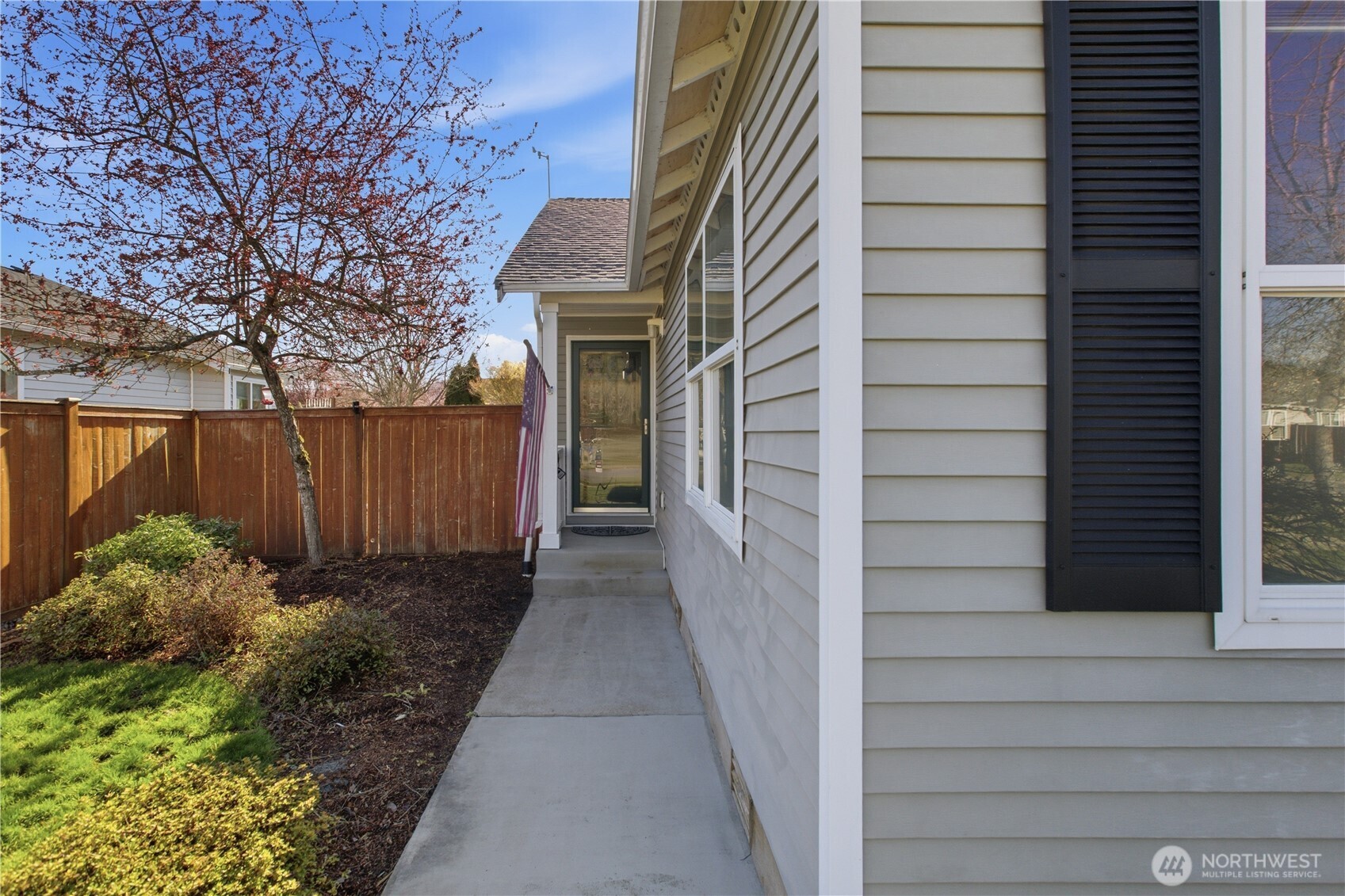 1013 Riddell Avenue NE, Orting, WA 98360