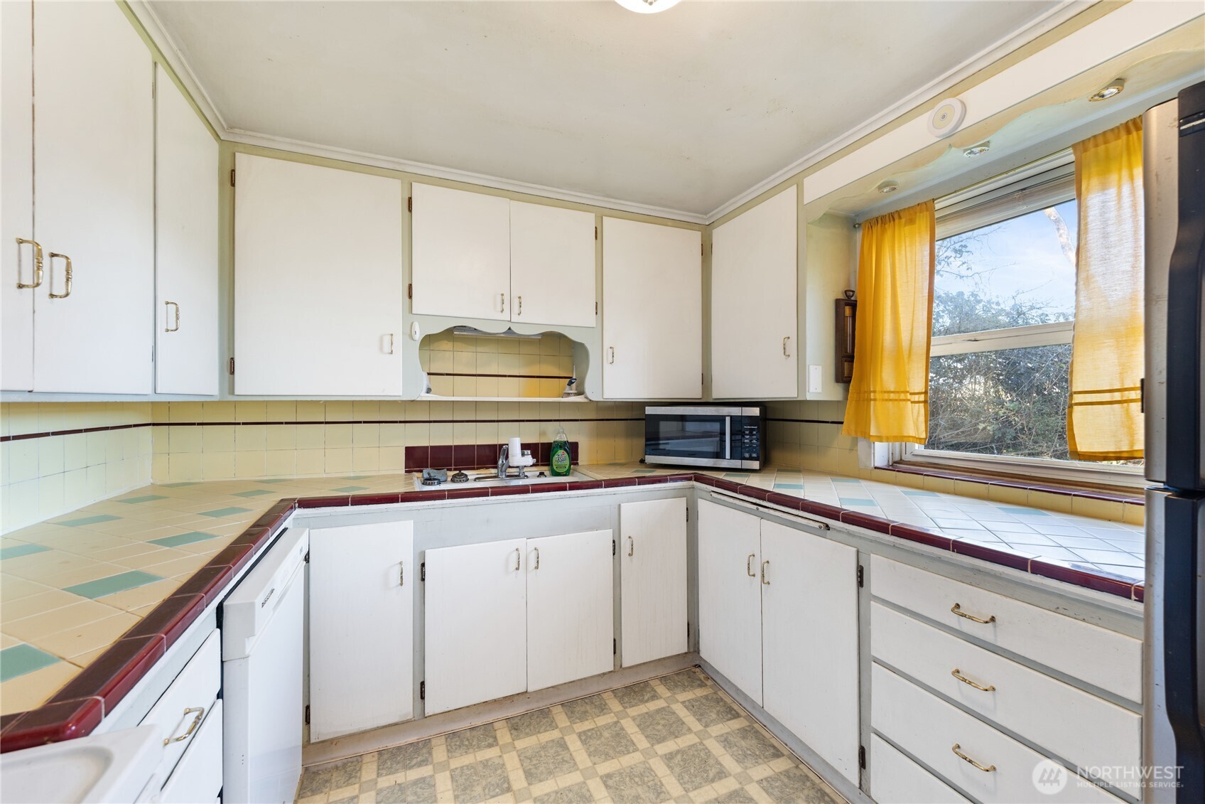 16779 State Route 536 , Mount Vernon, WA 98273