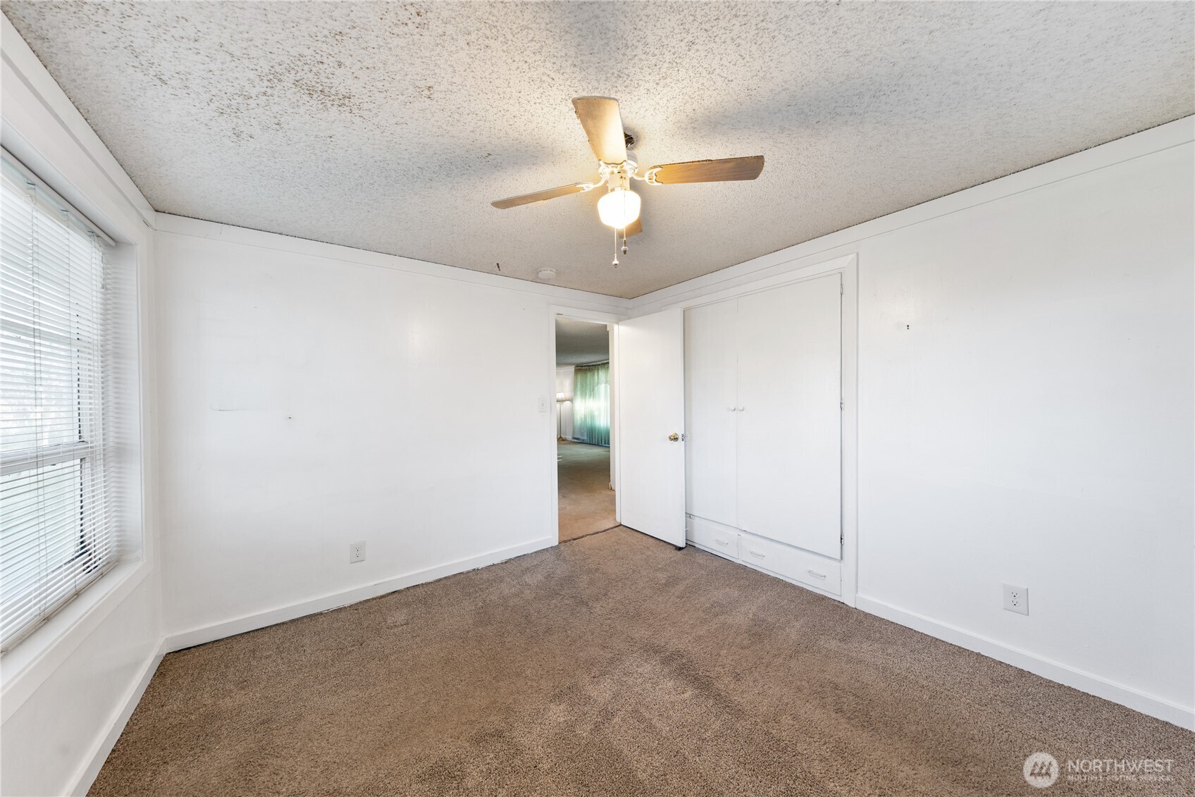 16779 State Route 536 , Mount Vernon, WA 98273