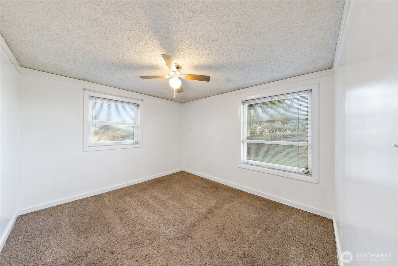 16779 State Route 536 , Mount Vernon, WA 98273