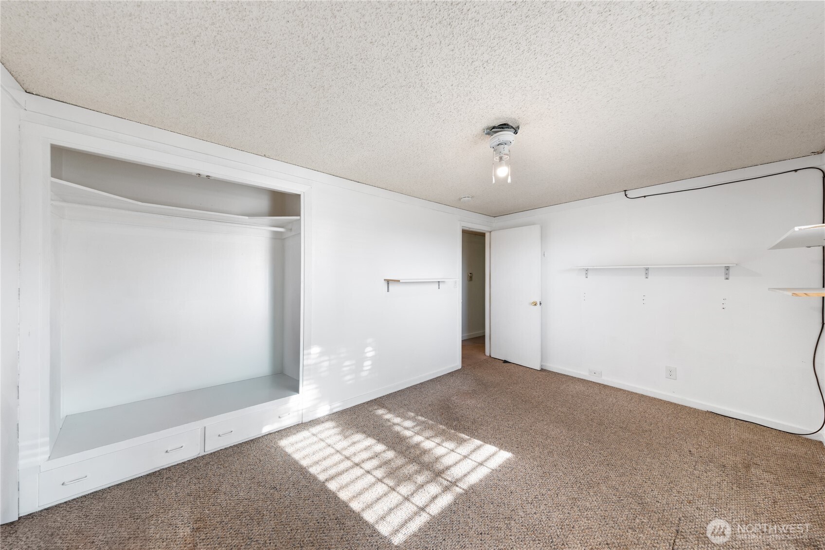 16779 State Route 536 , Mount Vernon, WA 98273