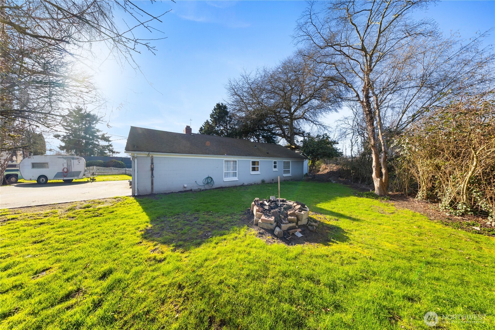 16779 State Route 536 , Mount Vernon, WA 98273