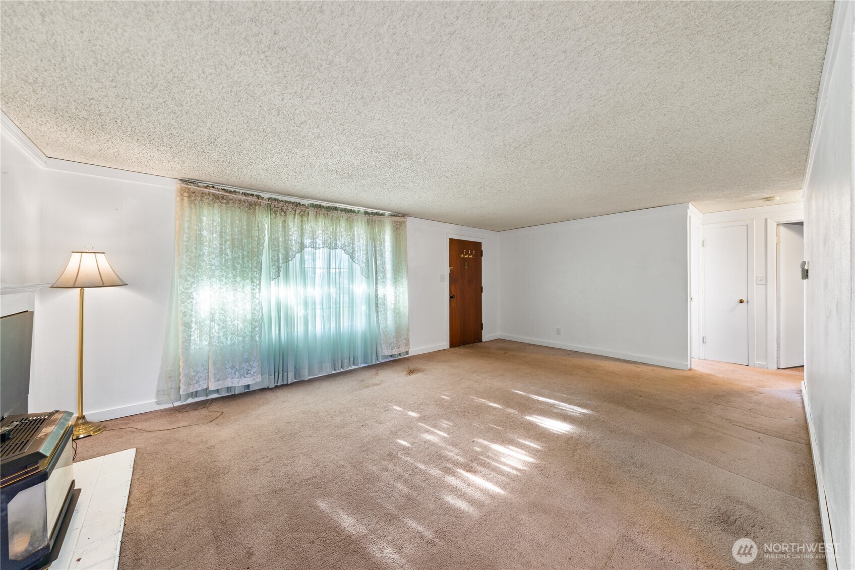 16779 State Route 536 , Mount Vernon, WA 98273