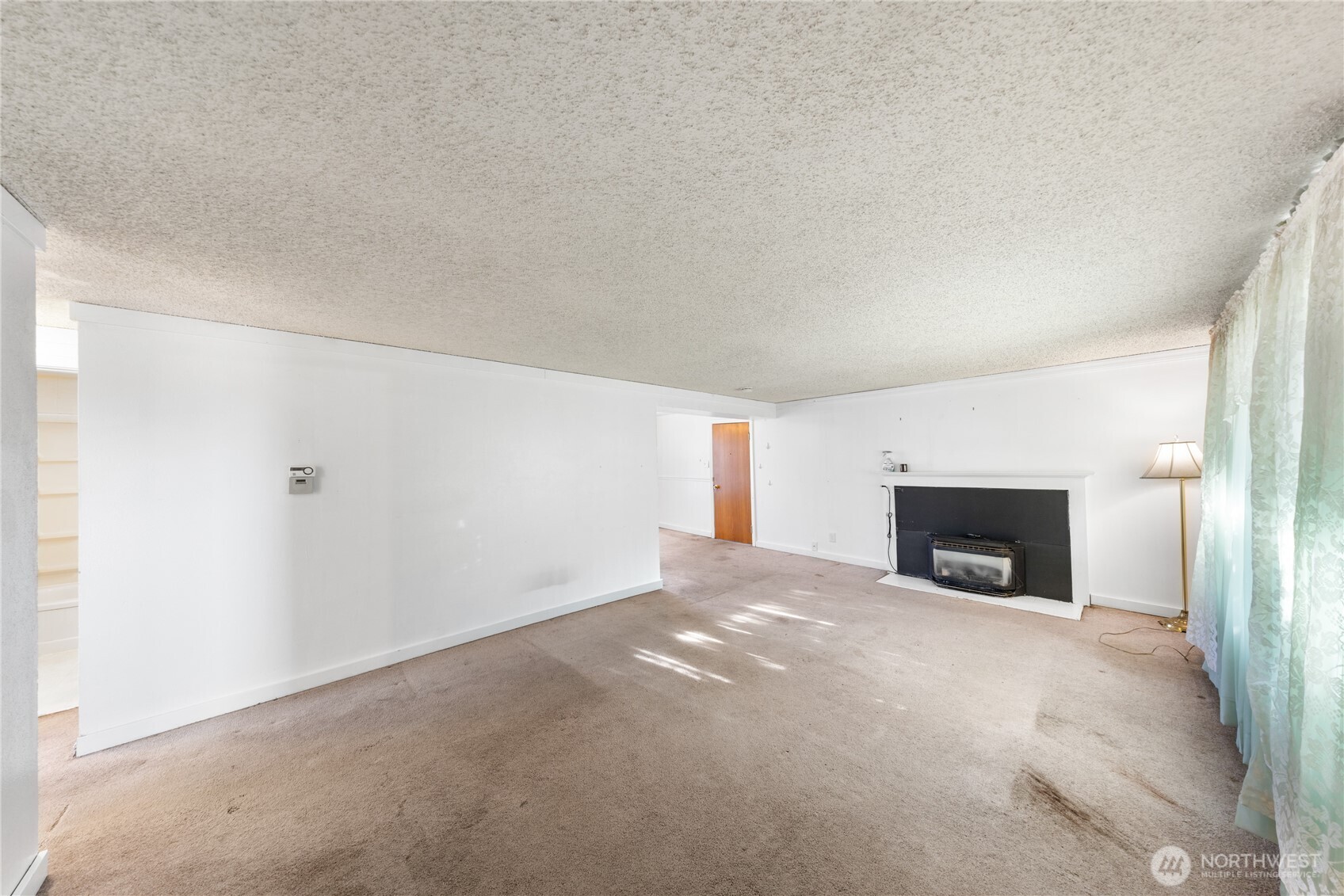 16779 State Route 536 , Mount Vernon, WA 98273