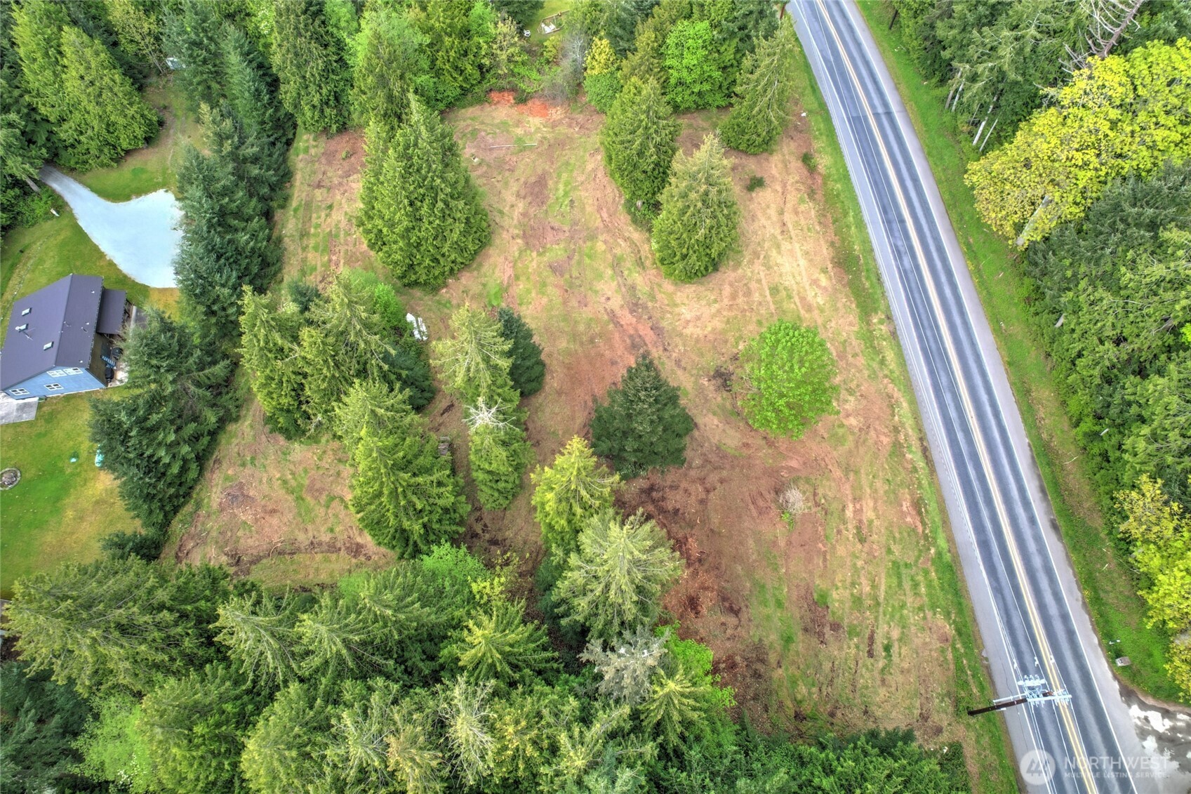 2100 S Camano Drive , Camano Island, WA 98282