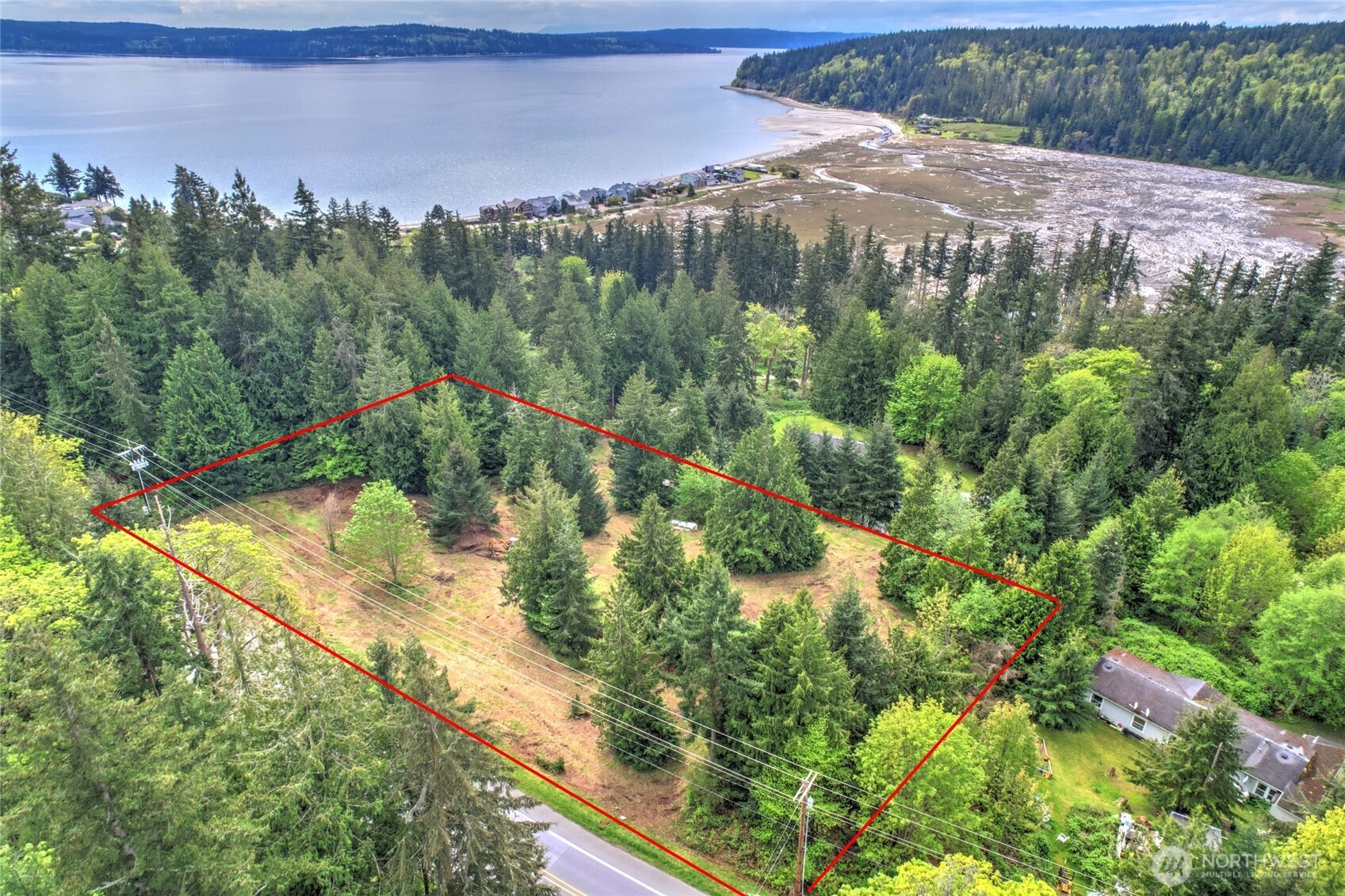 2100 S Camano Drive , Camano Island, WA 98282