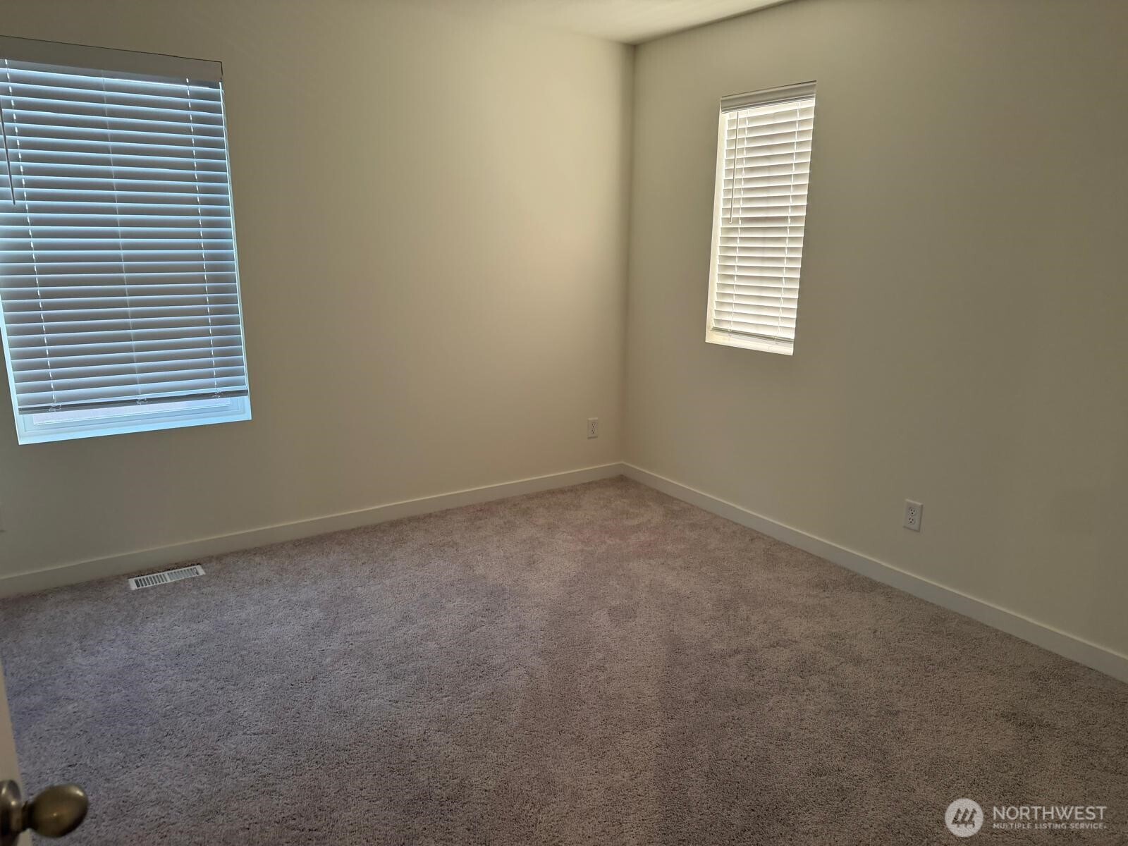4987 88th Dr NE , Marysville, WA 98270