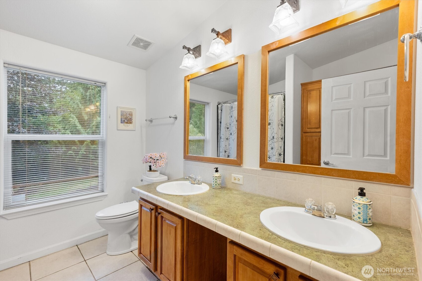 124 Solo Meadows Lane , Longview, WA 98632