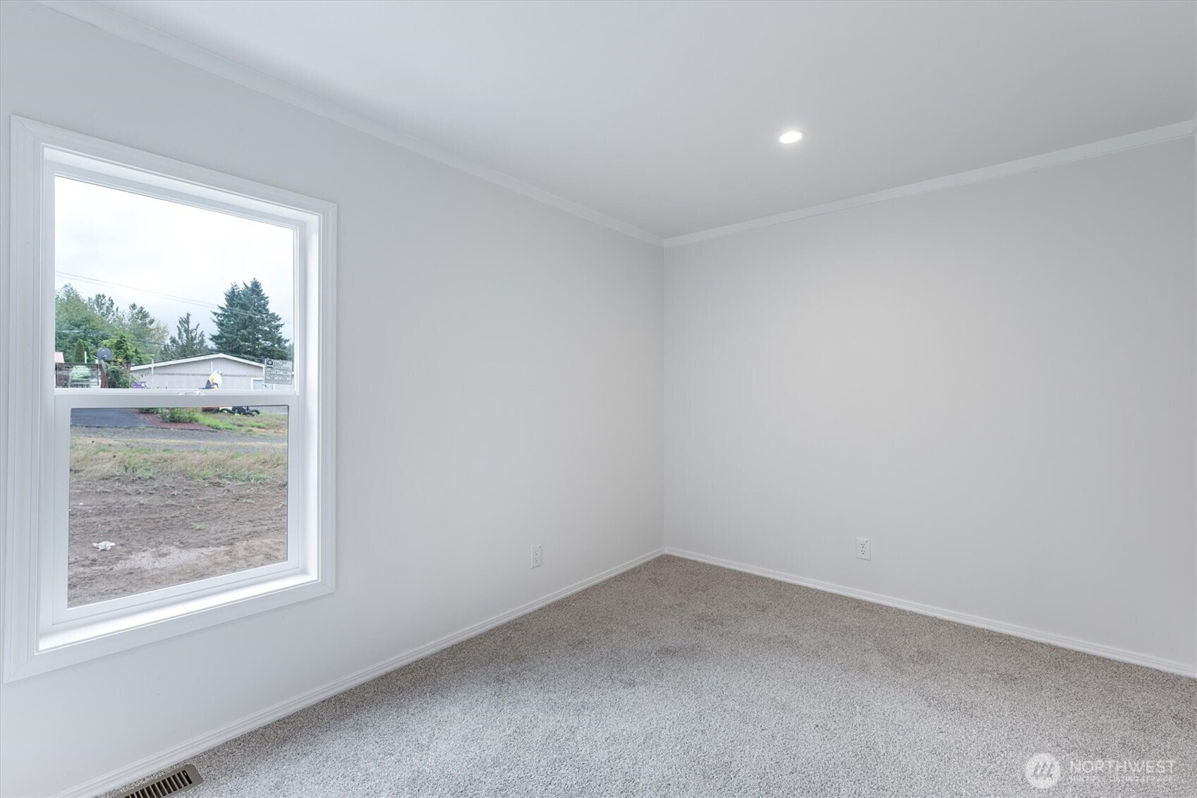 606 G Street , Vader, WA 98593