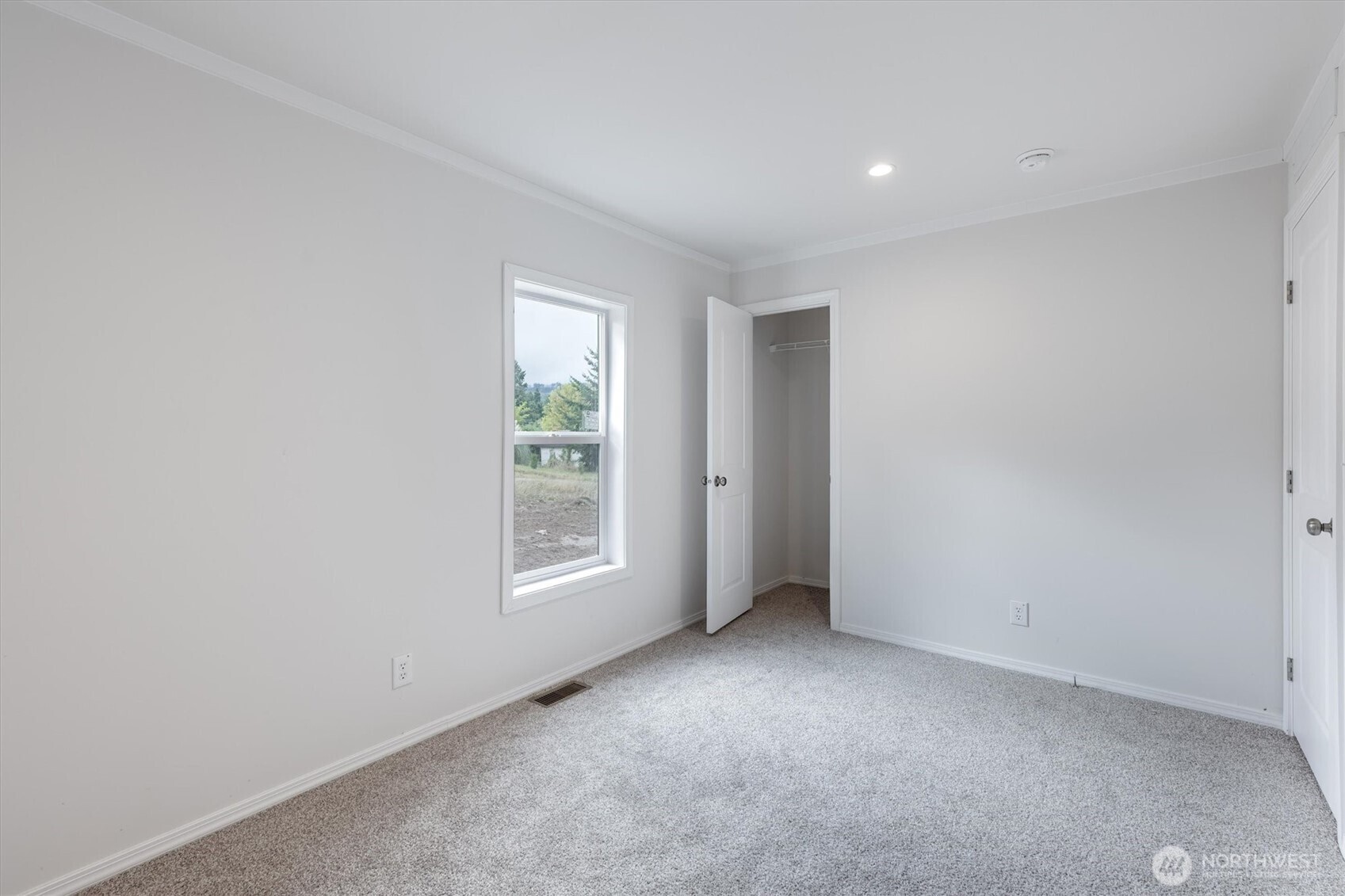 606 G Street , Vader, WA 98593