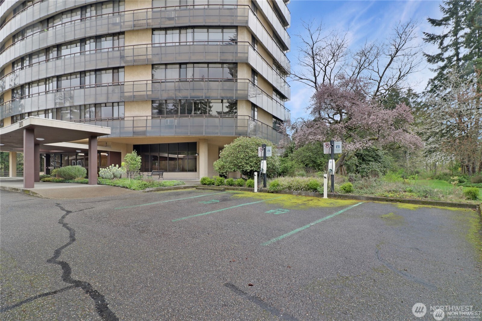 1910 Evergreen Park Drive SW #905, Olympia, WA 98502