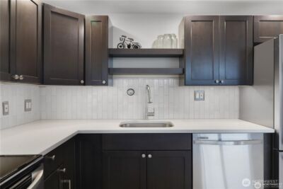 1910 Evergreen Park Drive SW #905, Olympia, WA 98502 - Photo 7