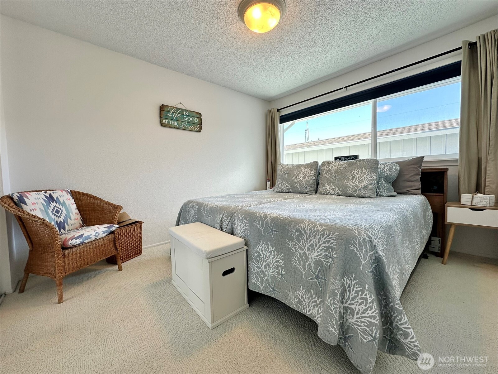 1031 S Sand Dune Avenue SW #B, Ocean Shores, WA 98569