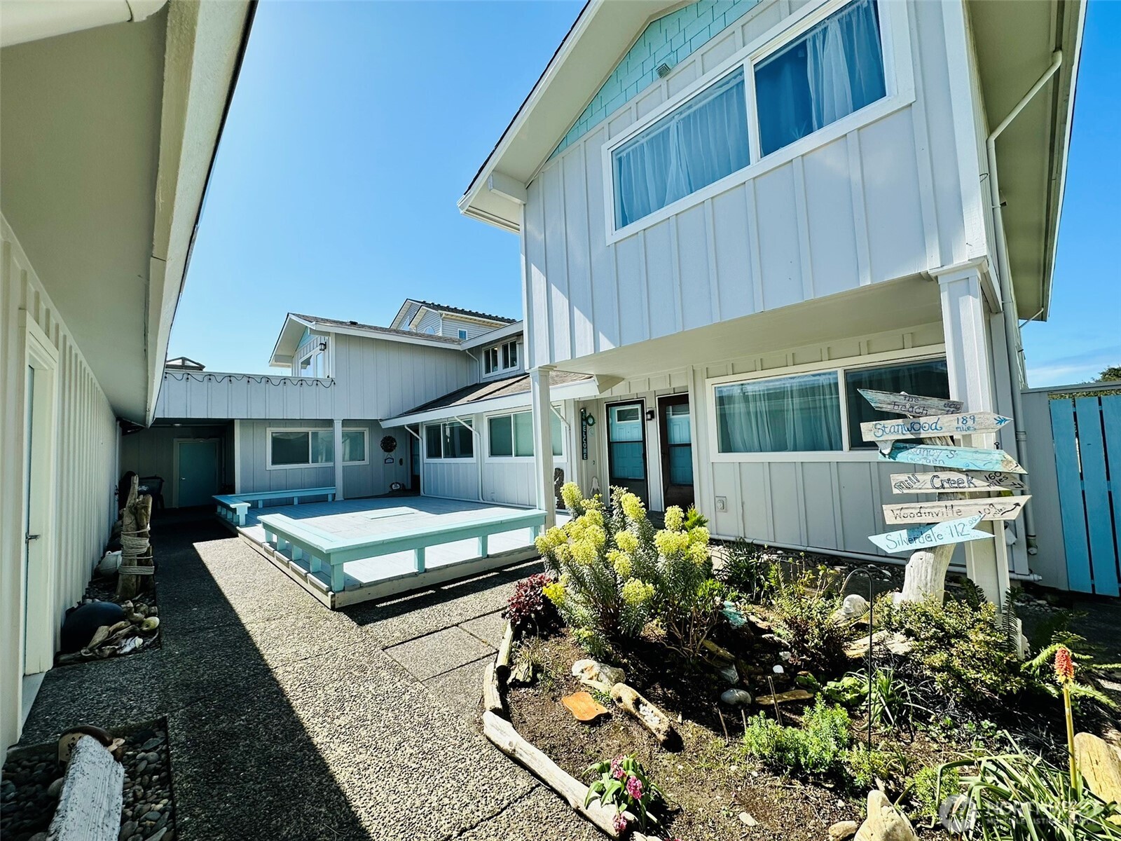 1031 S Sand Dune Avenue SW #B, Ocean Shores, WA 98569