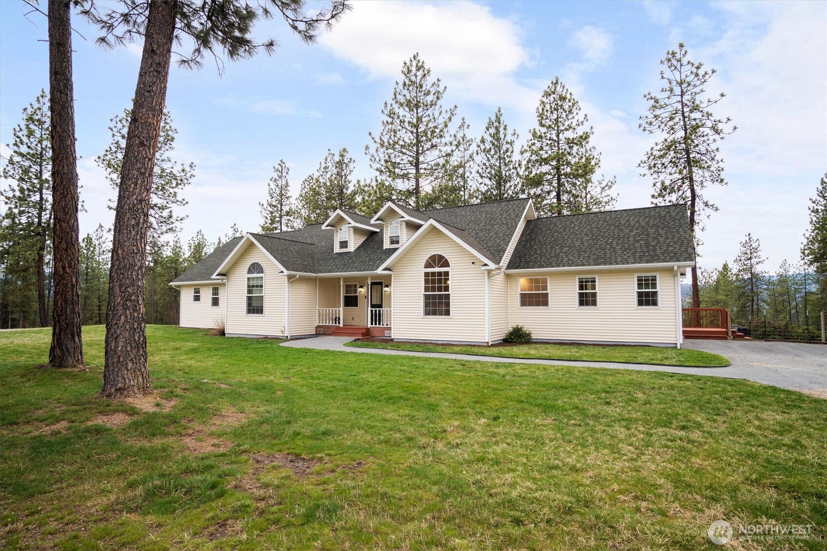 980 D Westover Road #D, Colville, WA 99114