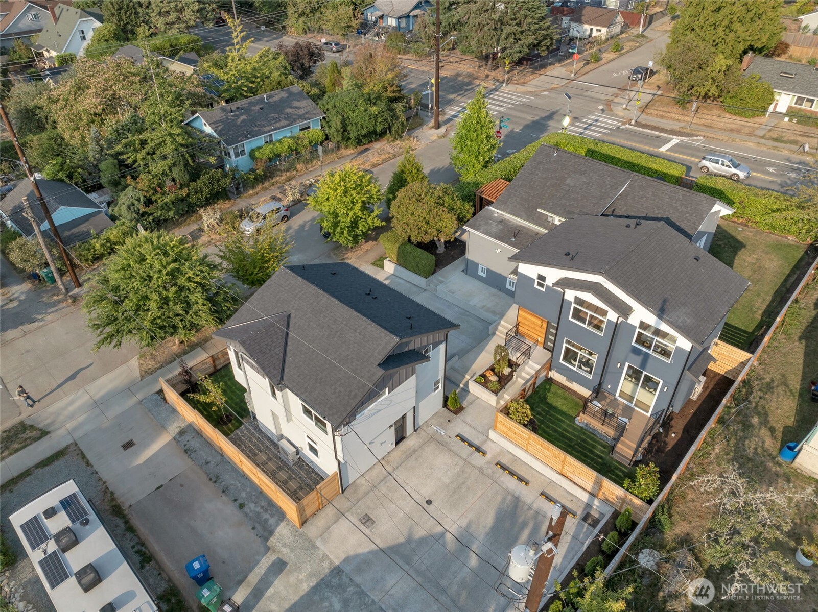 1603 SW Kenyon Street #B, Seattle, WA 98106