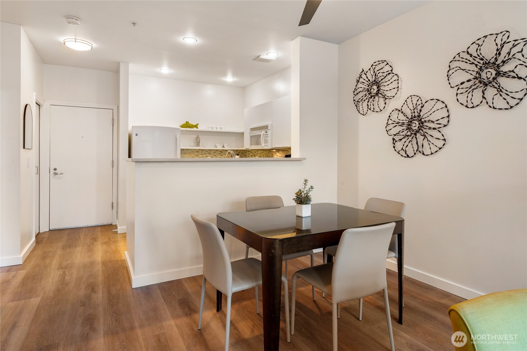 2415 2nd Avenue #432, Seattle, WA 98121