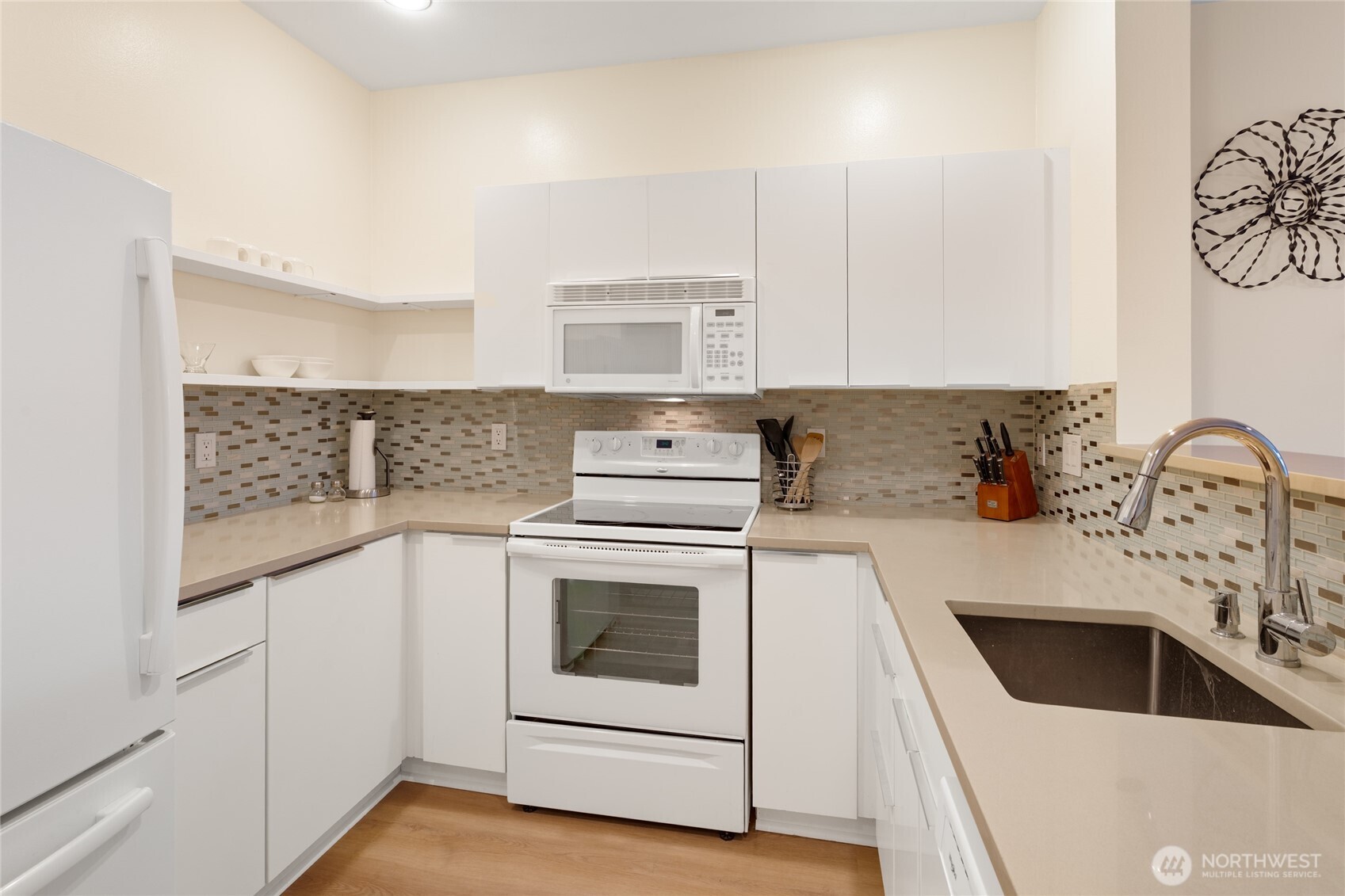 2415 2nd Avenue #432, Seattle, WA 98121