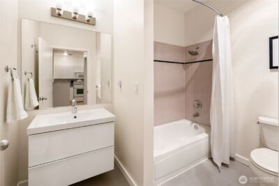 2415 2nd Avenue #432, Seattle, WA 98121 - Photo 18