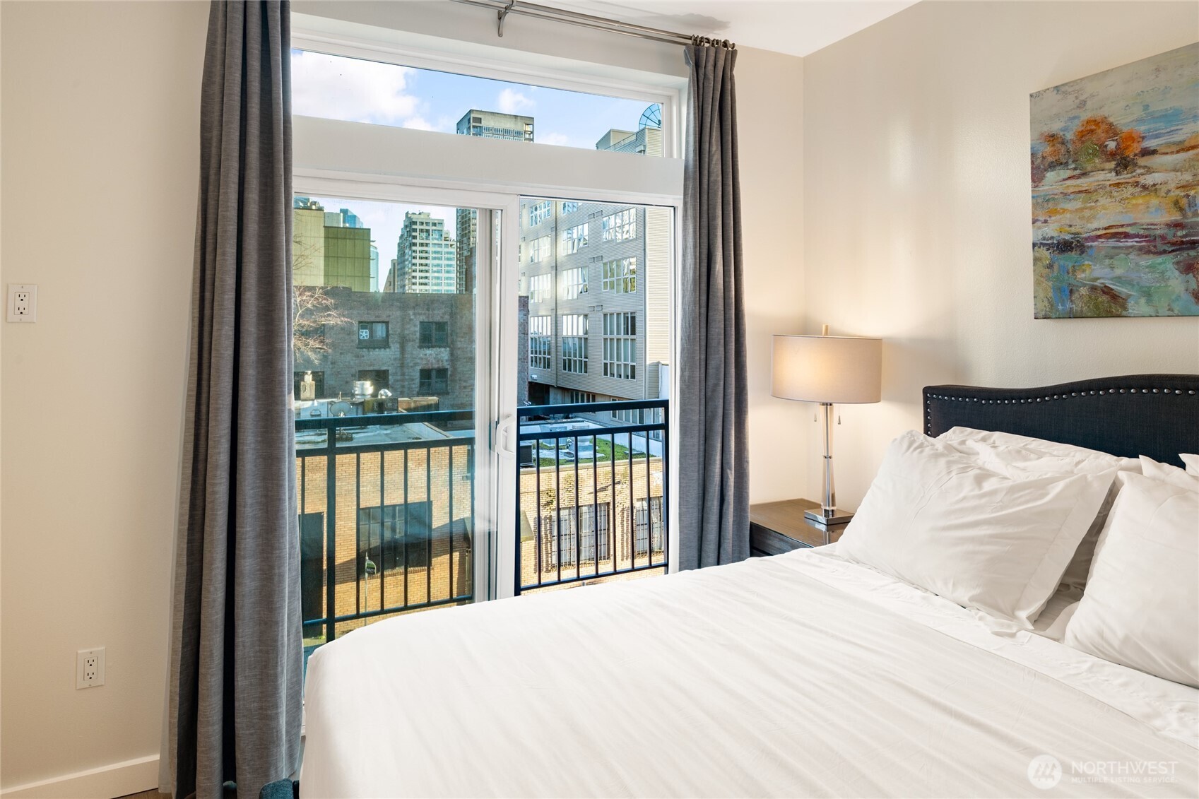 2415 2nd Avenue #432, Seattle, WA 98121