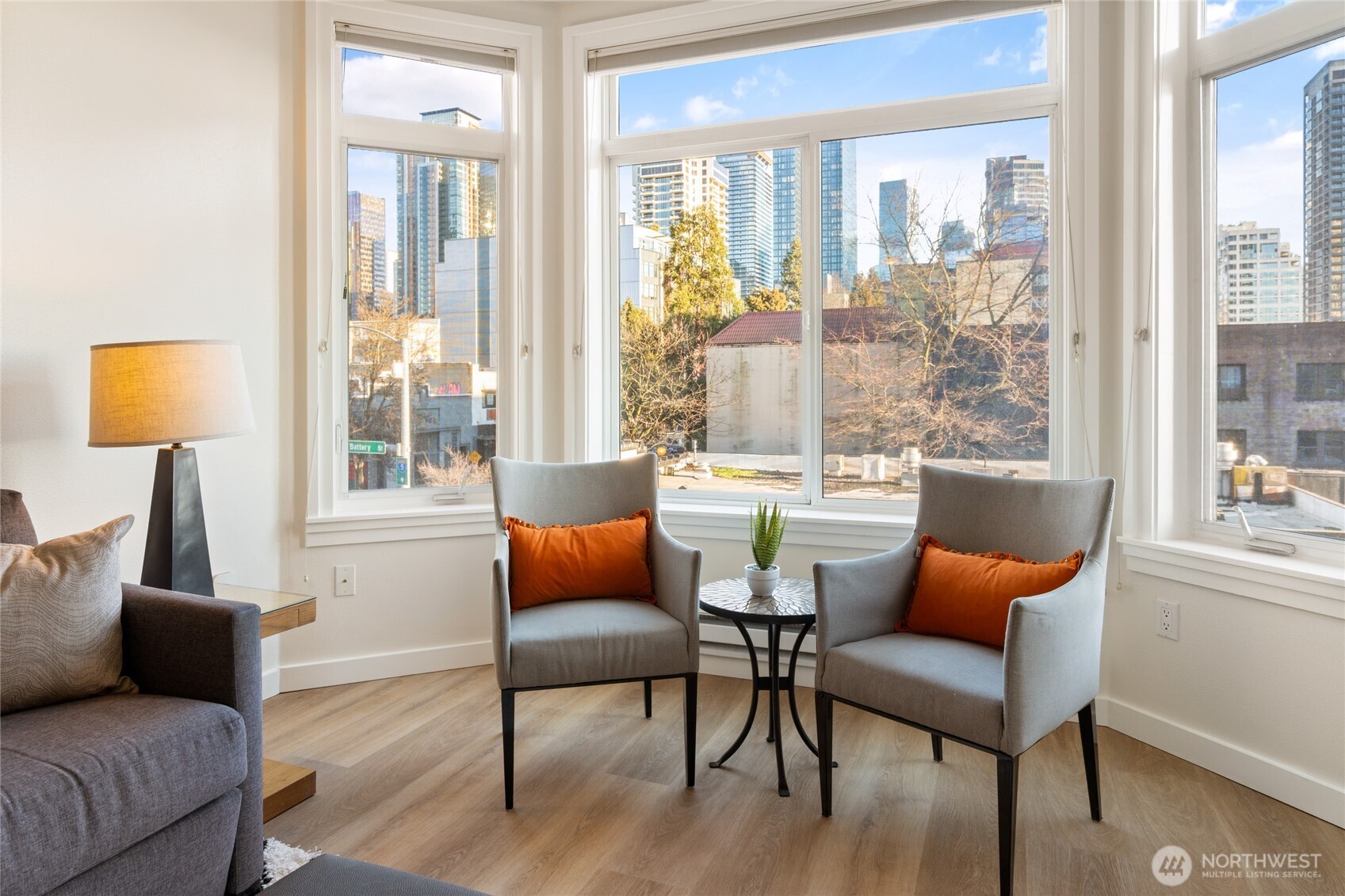 2415 2nd Avenue #432, Seattle, WA 98121