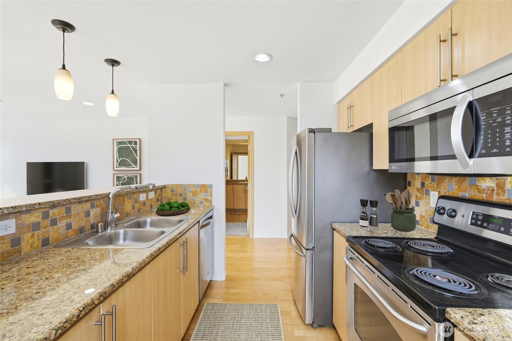 424 N 85th Street #317, Seattle, WA 98103