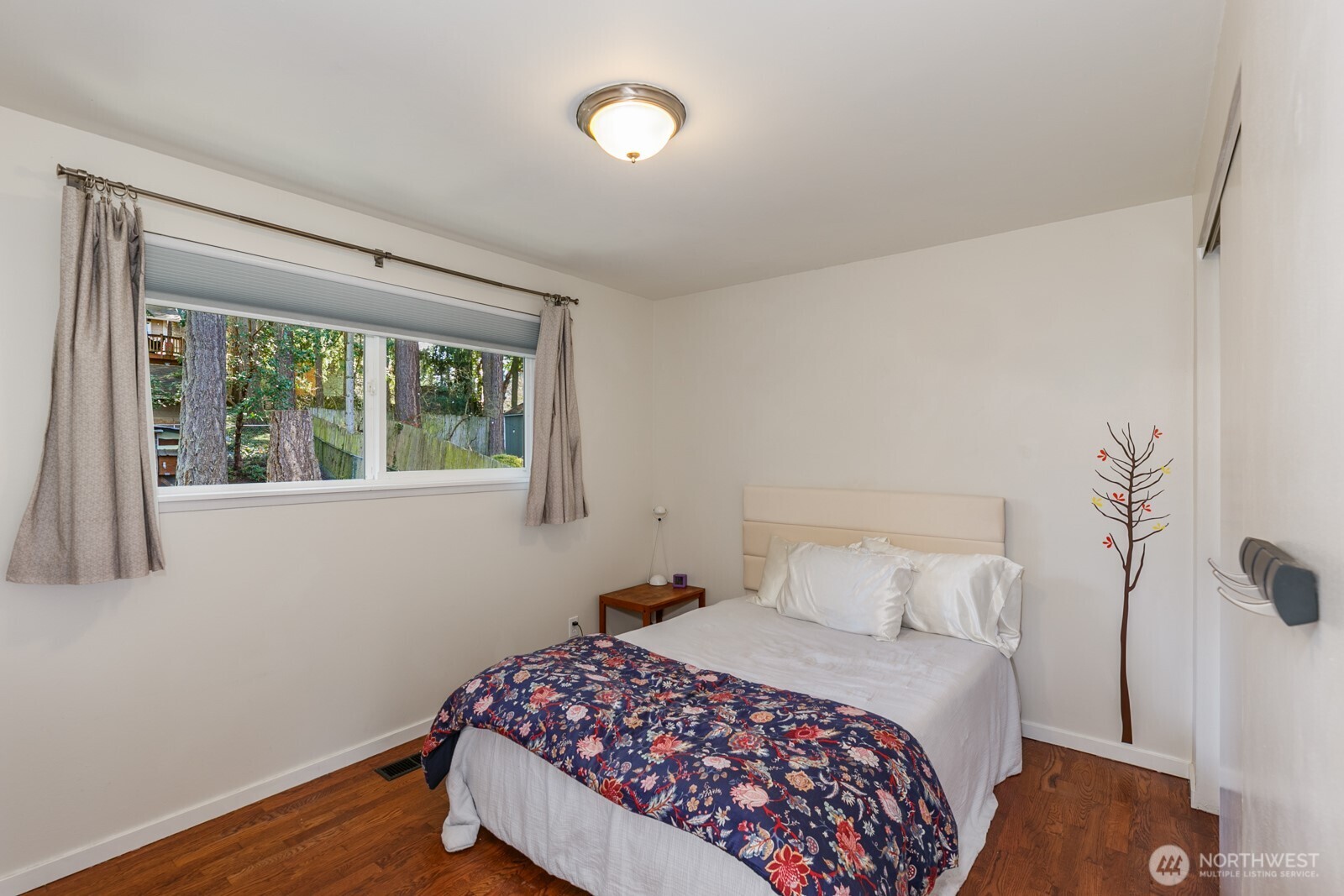 22803 66th Avenue W, Mountlake Terrace, WA 98043