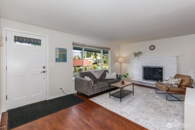 22803 66th Avenue W, Mountlake Terrace, WA 98043 - Photo 4