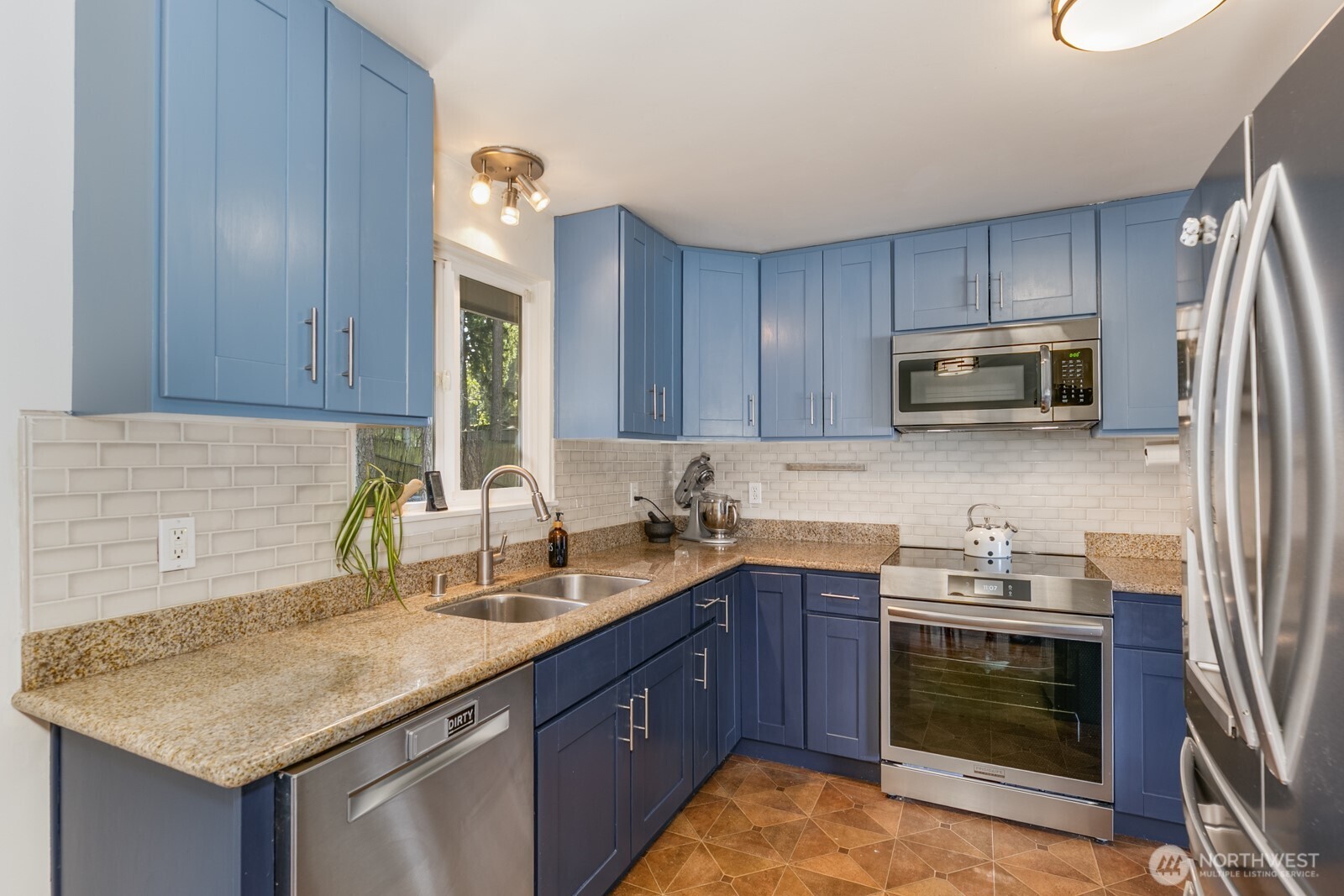 22803 66th Avenue W, Mountlake Terrace, WA 98043
