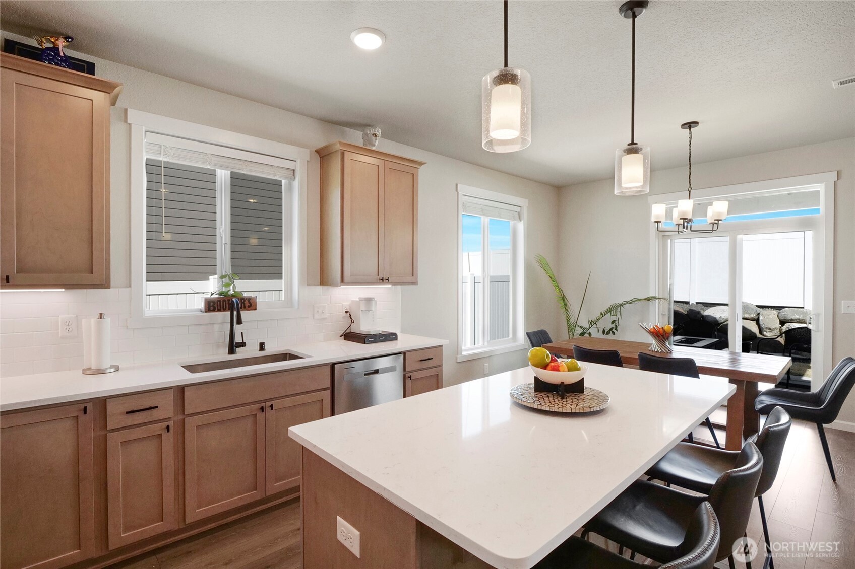 4716 W Thrush Street , Moses Lake, WA 98837