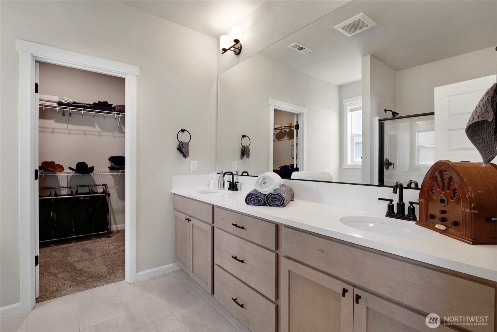 4716 W Thrush Street , Moses Lake, WA 98837