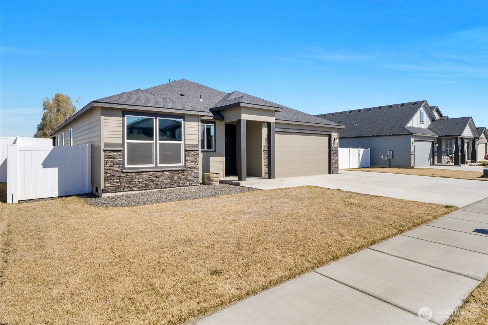 4716 W Thrush Street , Moses Lake, WA 98837