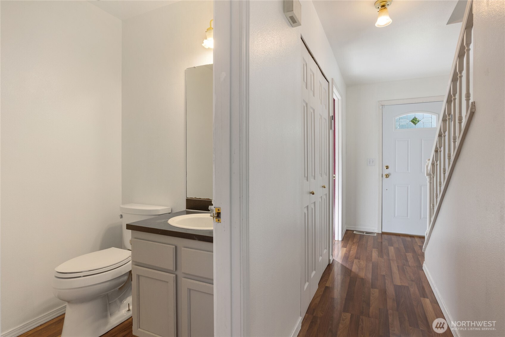 2275 Northlake Way NW, Bremerton, WA 98312