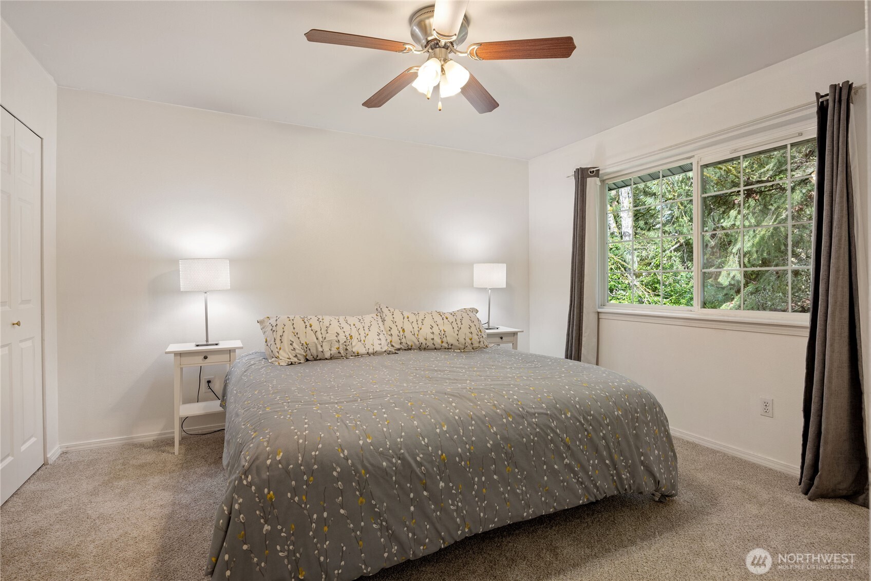 2275 Northlake Way NW, Bremerton, WA 98312