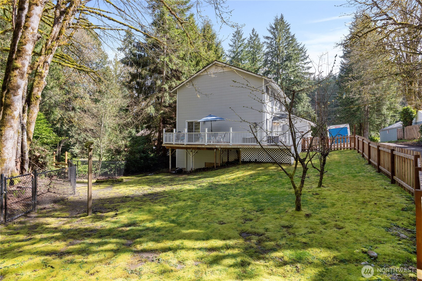 2275 Northlake Way NW, Bremerton, WA 98312