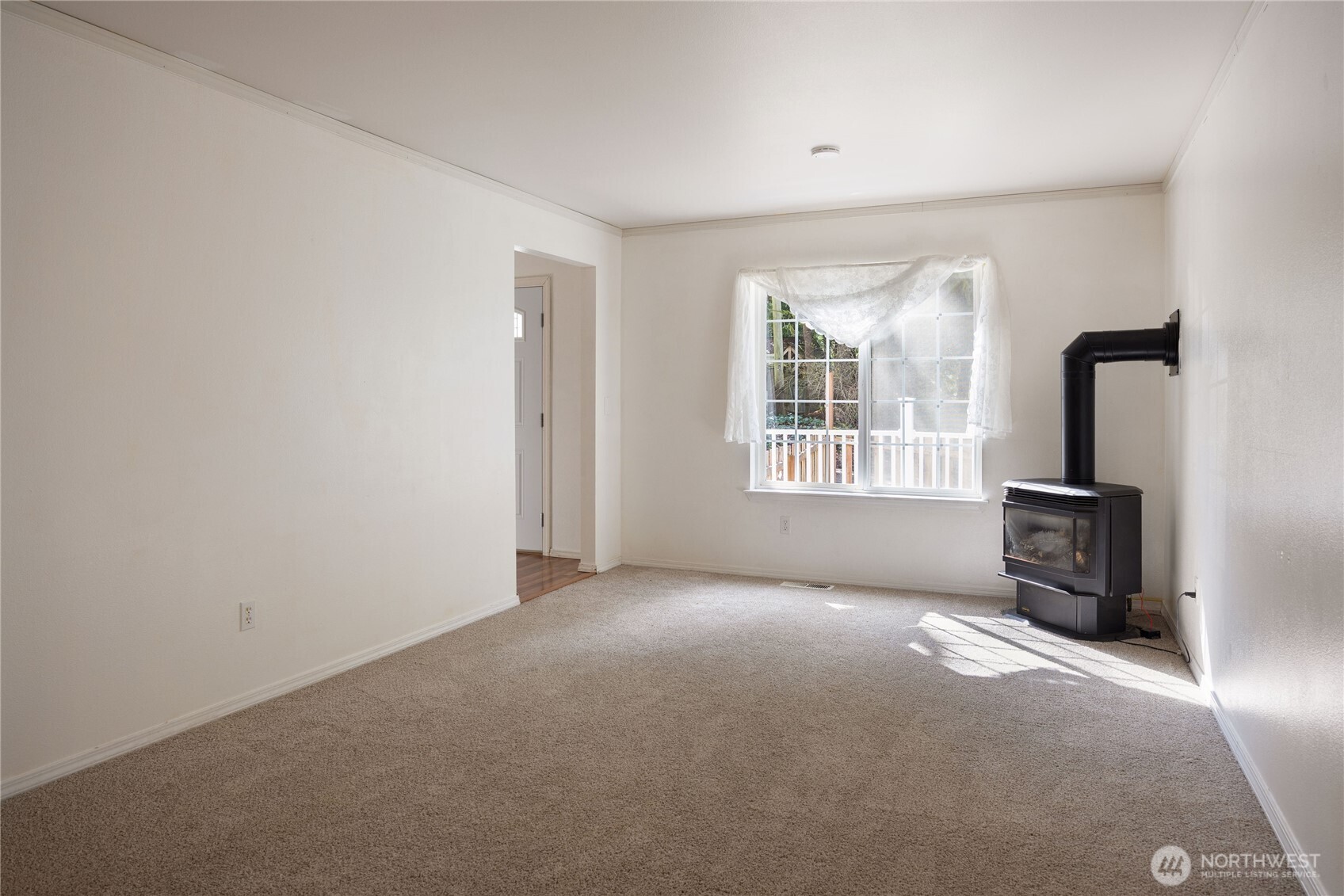 2275 Northlake Way NW, Bremerton, WA 98312