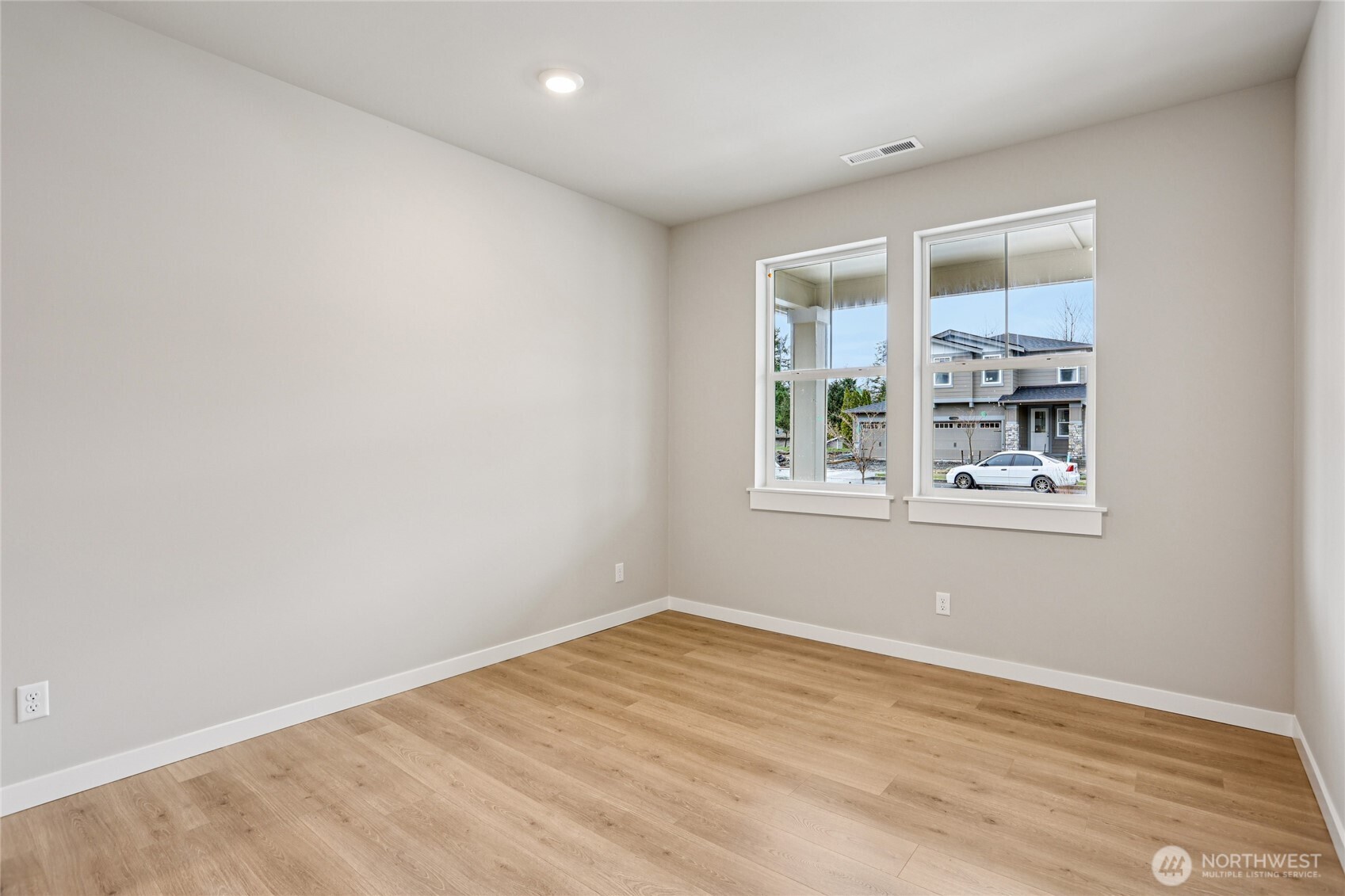 560 SE 11th Place #12, North Bend, WA 98045