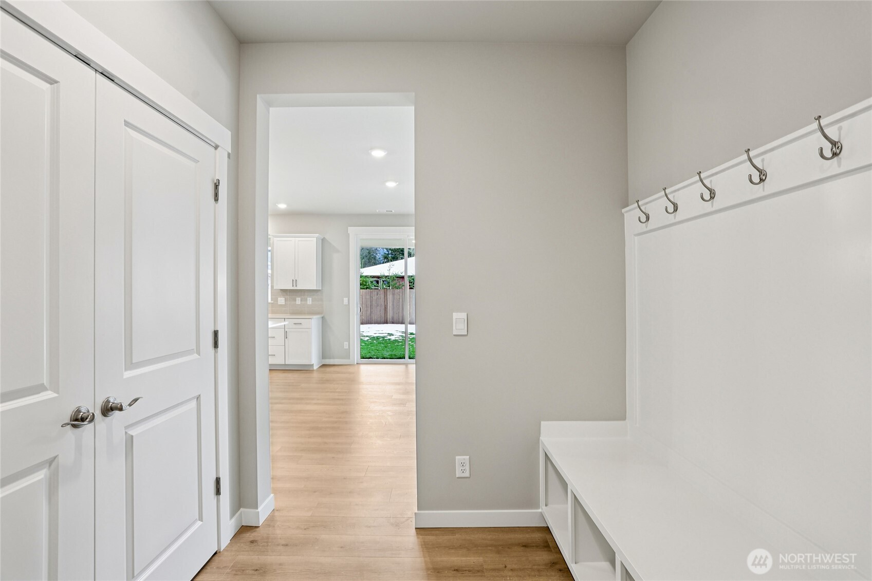 560 SE 11th Place #12, North Bend, WA 98045