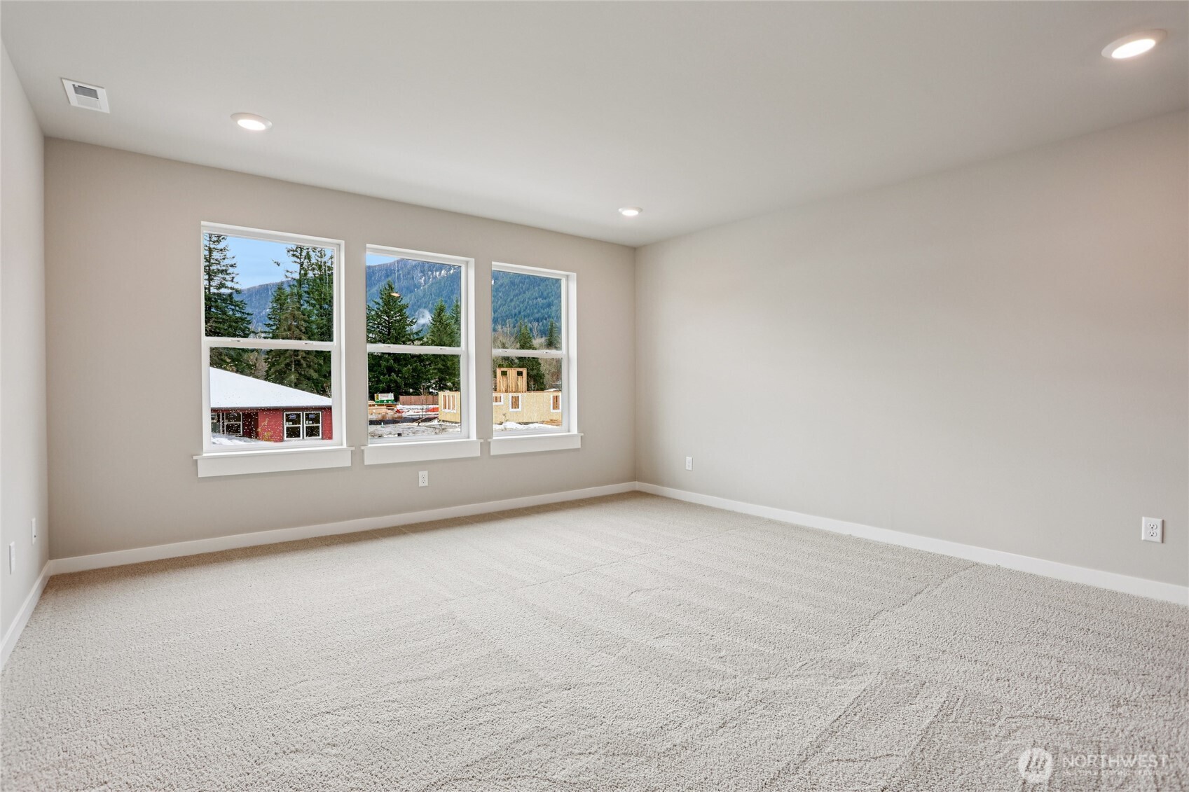 560 SE 11th Place #12, North Bend, WA 98045