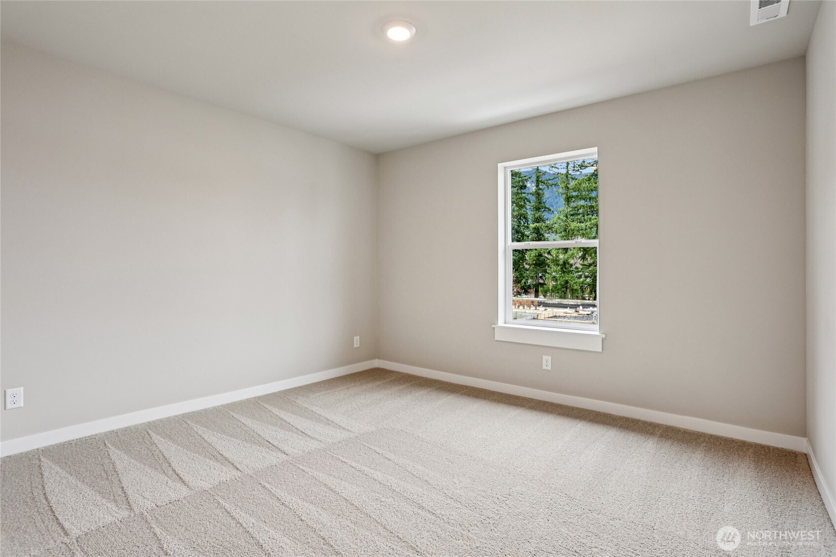 560 SE 11th Place #12, North Bend, WA 98045