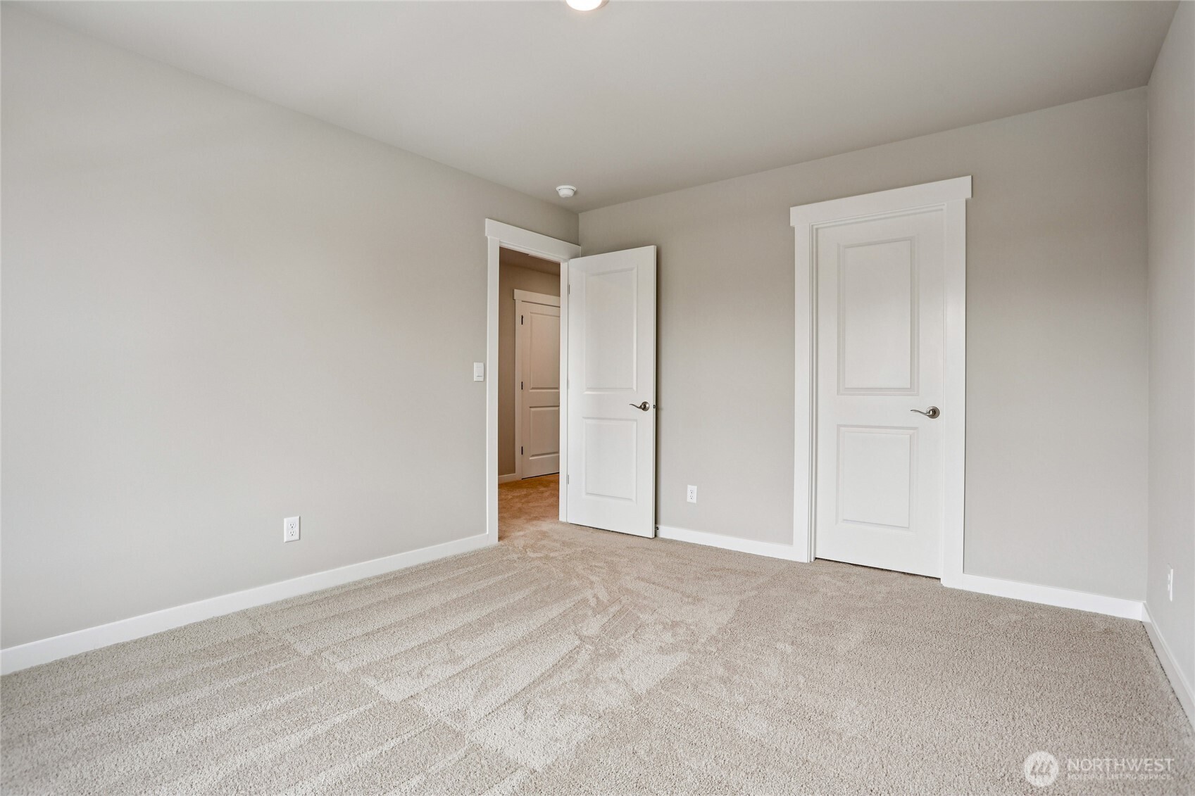 560 SE 11th Place #12, North Bend, WA 98045