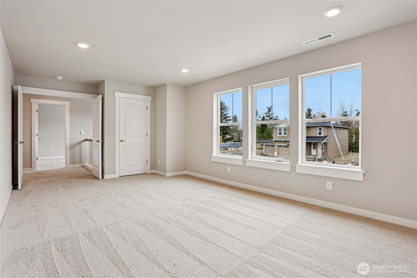 560 SE 11th Place #12, North Bend, WA 98045