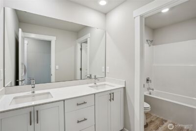 560 SE 11th Place #12, North Bend, WA 98045 - Photo 30