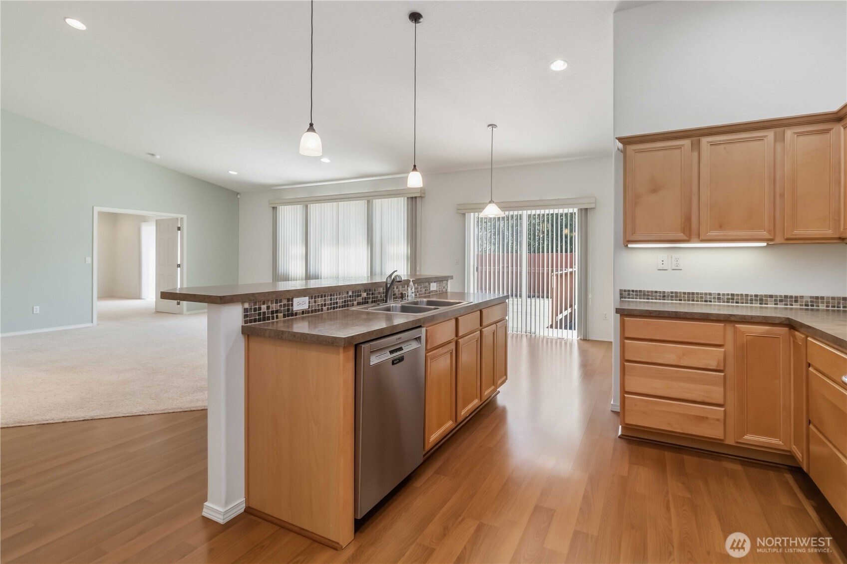 2035 Coal Creek Road , Longview, WA 98632